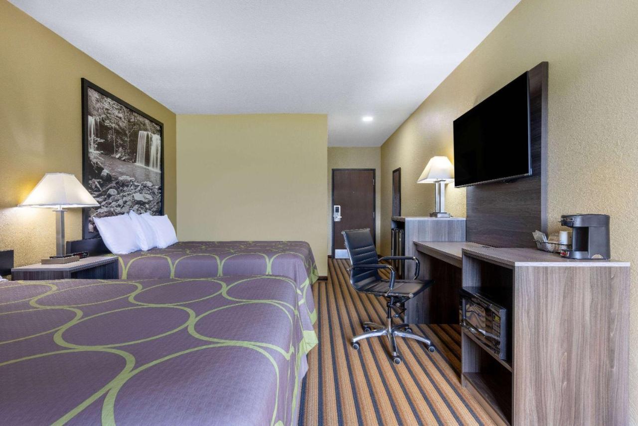 Super 8 By Wyndham Nixa/Springfield Area Hotel Exterior photo