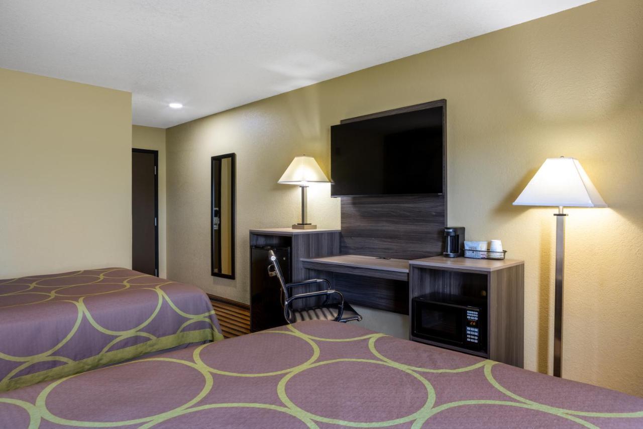 Super 8 By Wyndham Nixa/Springfield Area Hotel Exterior photo